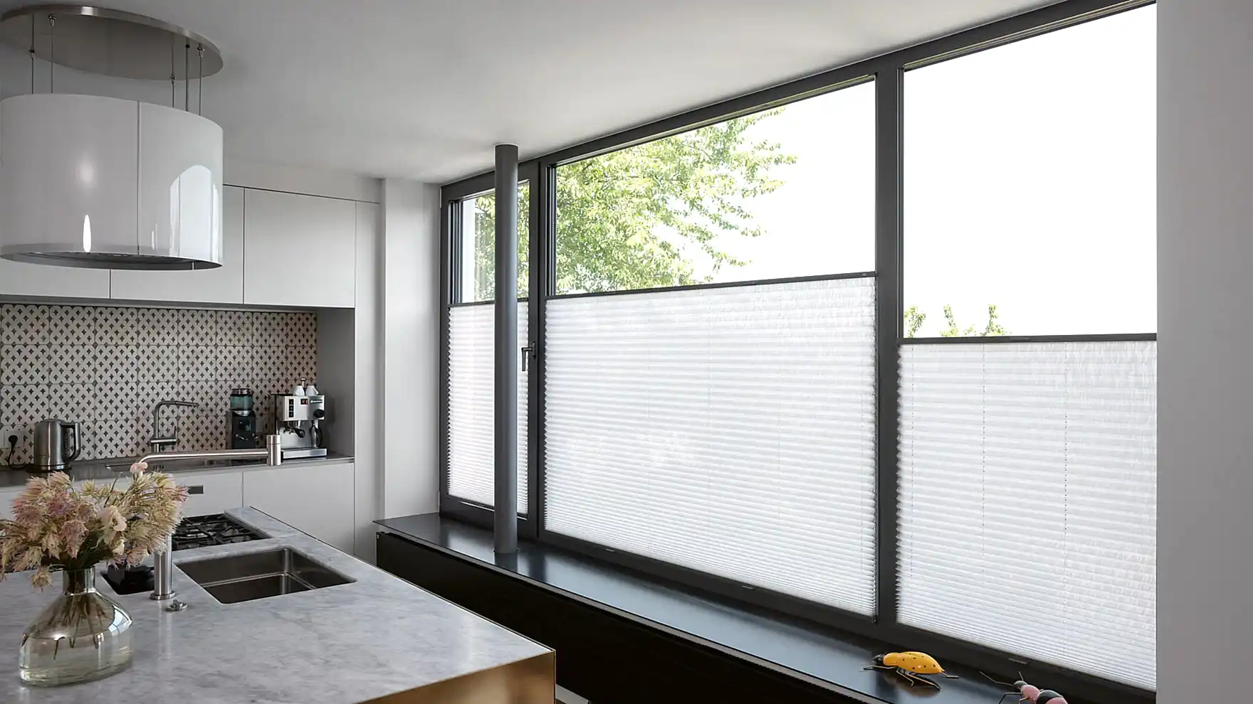 Mutfak Plise Perdeleri – Güneşi Keser, Yağ Tutmaz, Modern Görünüm